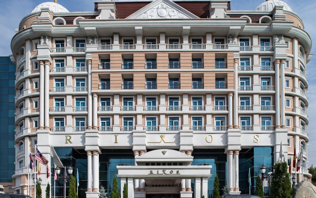 Rixos Almaty Казахстан, Алматы - 14 отзывов об отеле, цены и фото номеров - забронировать гостиницу Rixos Almaty онлайн вид на фасад
