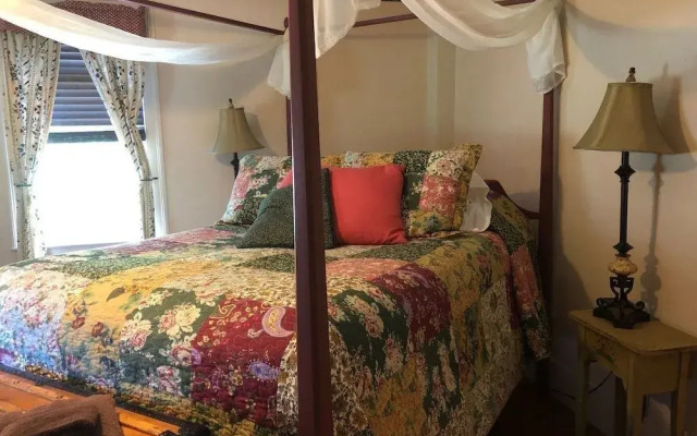 Stephen Clay Homestead Bed and Breakfast