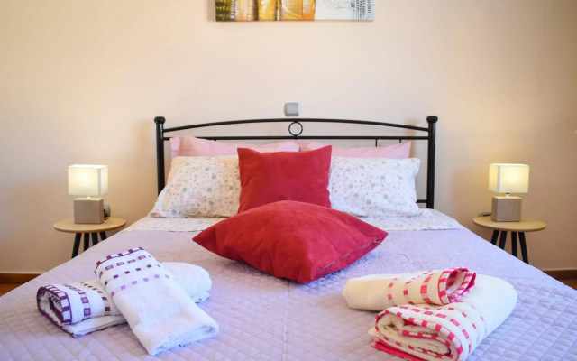 Cozy Flat on the Main Square 10min to the sea