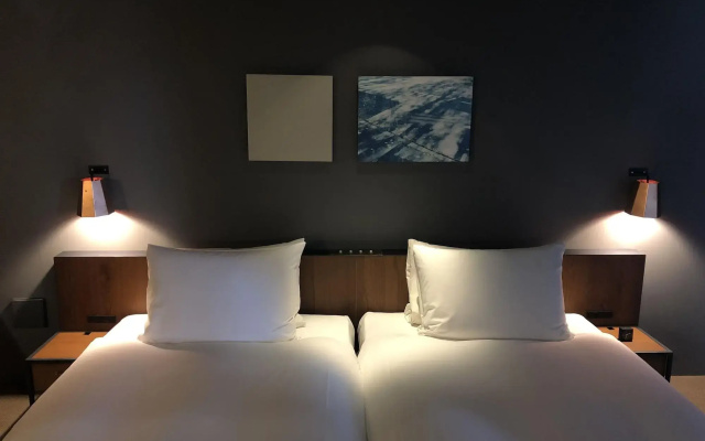 Hotel Cycle