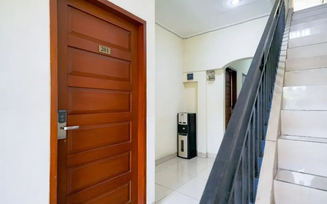 RedDoorz @ Buah Batu 5