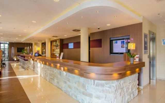 Premier Inn Dresden City Centre