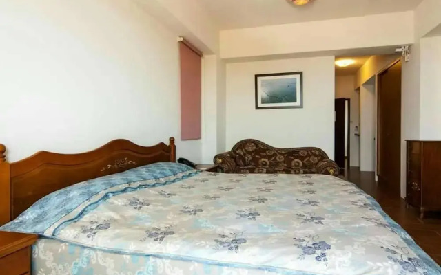 Longmen Homestay