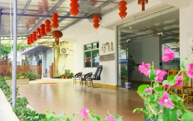 Danxia Shanyang Yuancun Inn (core scenic spot)