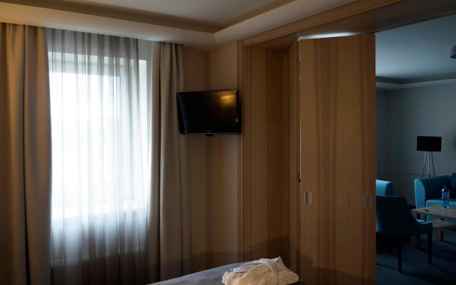 Amrita Hotel