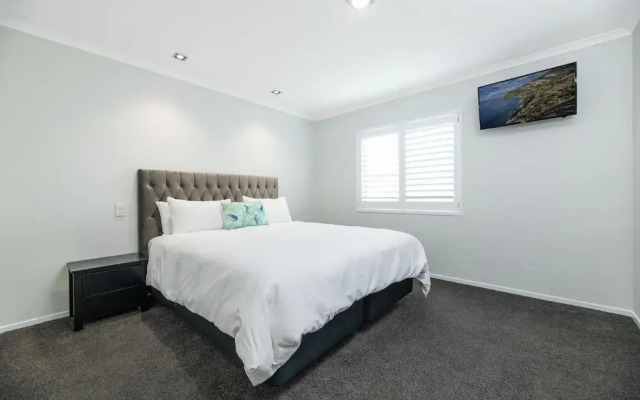 Modern Marine Parade Apartment