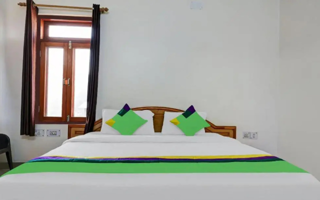 Goroomgo Sapphire Inn Bhimtal