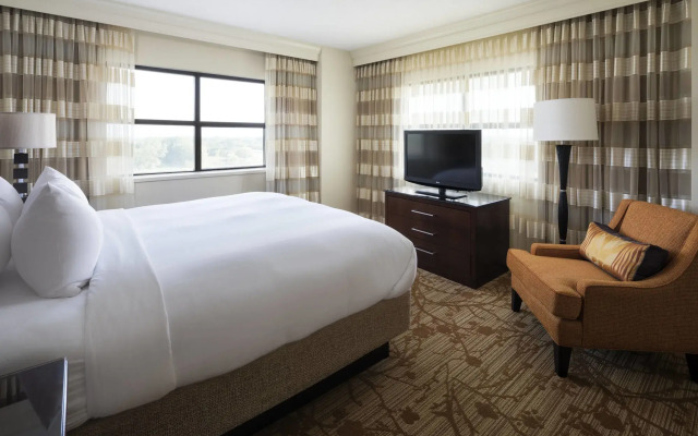 Minneapolis Marriott Northwest Hotel & Conference Center