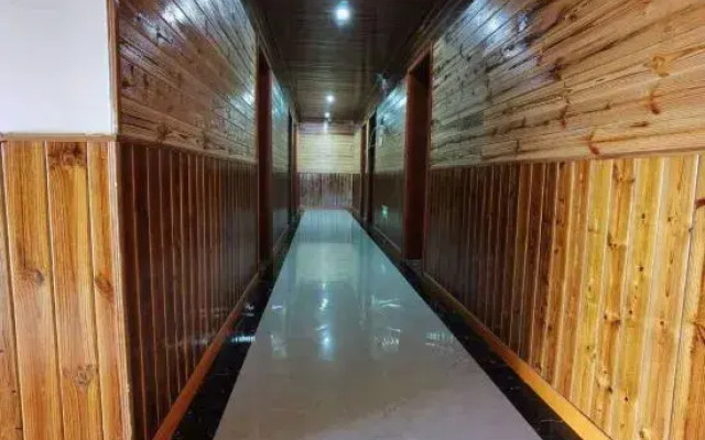 Chongqing Xianjian Inn