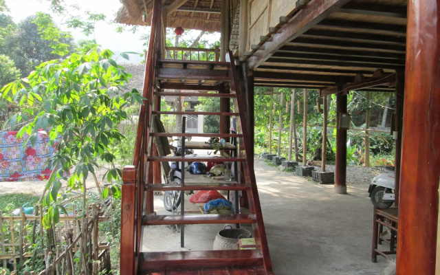 Dong Que Homestay-Tours-Motorbike, Car rental, Hiking
