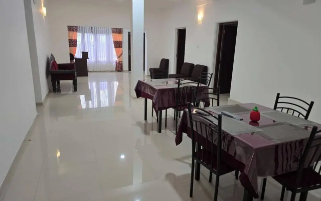 Room-serene Kandy Getaway With City View