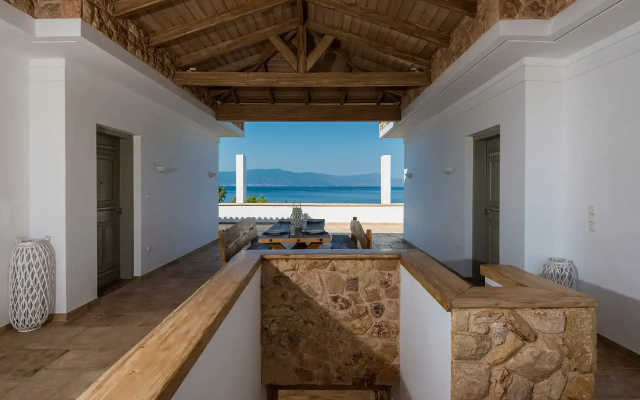 Amelia Villa Collection