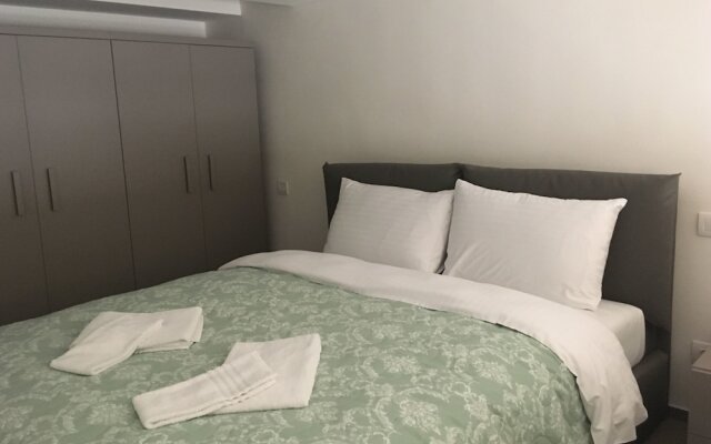 Апартаменты Prague Apartments Sokolovska 91 вид на фасад