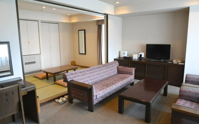 Karuizawa Club Hotel Karuizawa 1130 / Hewitt Resort