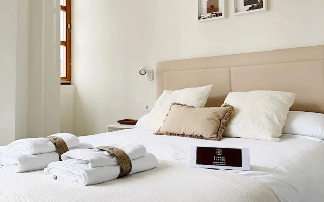 Llanes Suites