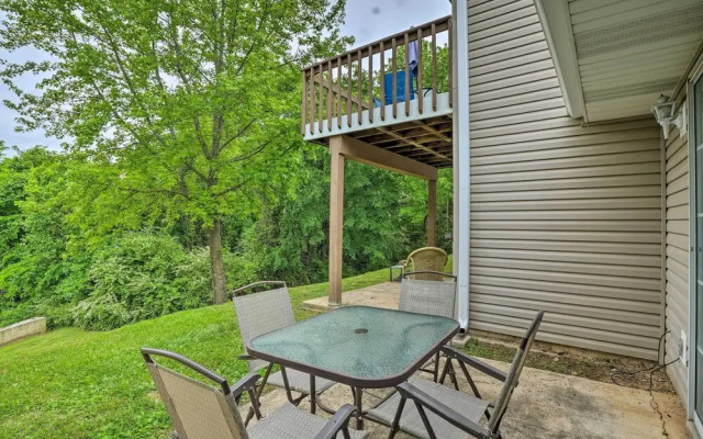 Branson Studio: 3 Mi to Ozark Hills Winery
