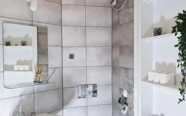 Trzypokojowy apartament KATOWICE Damrota 4