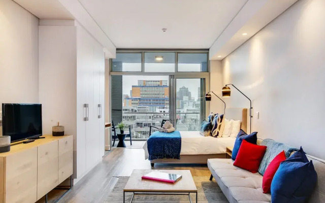 City View Balcony Apartment 908