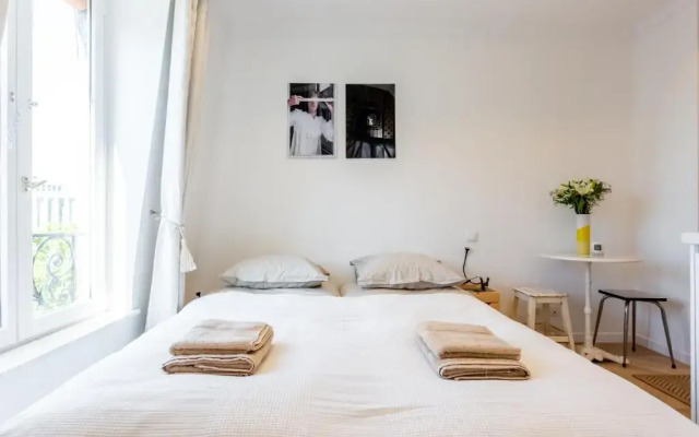 Cozy Studio with Amazing View (Adults Only)
