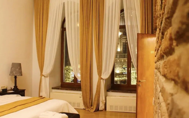 Octava Boutique Hotel