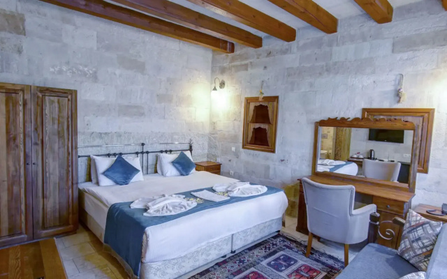 Elegance Cave Suites