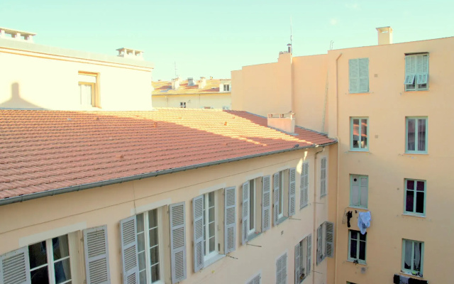 Ze Perfect Place - Antiquaire - Le Port - Harbor