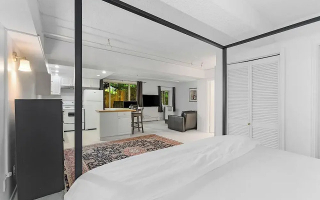 Starlit Cozy Studio with Roof Decks
