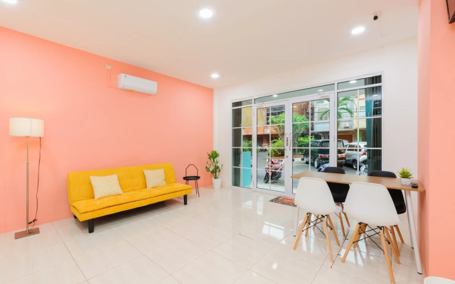 Sans Hotel Cengkareng