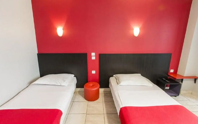 Hipotel Paris Montmartre