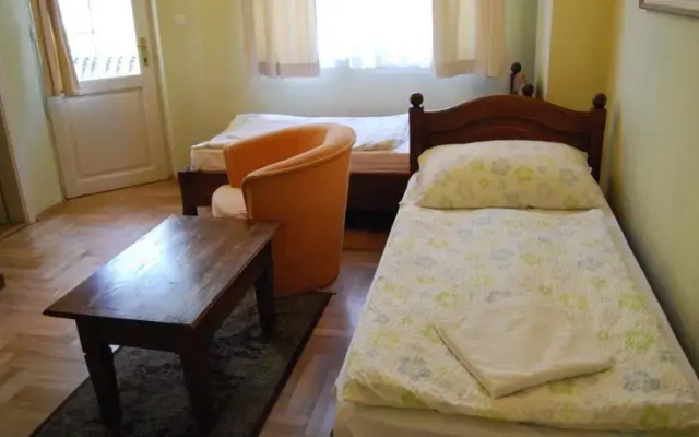 Pater Apartments