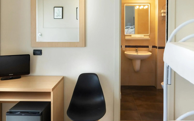 Hotel Constellation