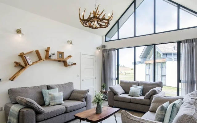 Restharrow Lodge
