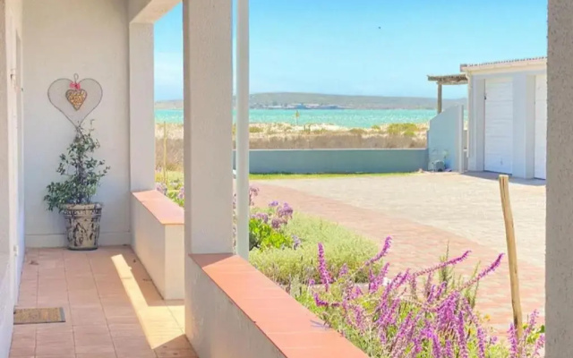 3 Sea View Lodge