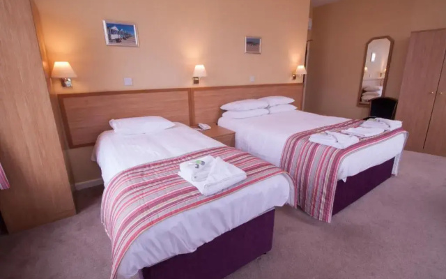New Beach Hotel