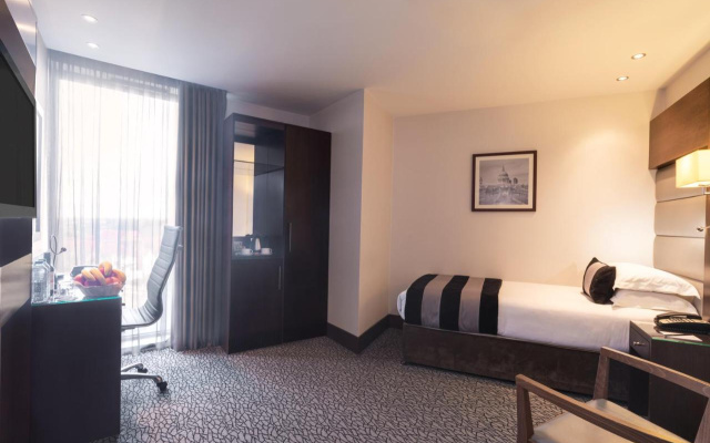 Park Grand Heathrow