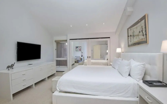 Lionshead Center #304 2 Bedroom Condo by RedAwning