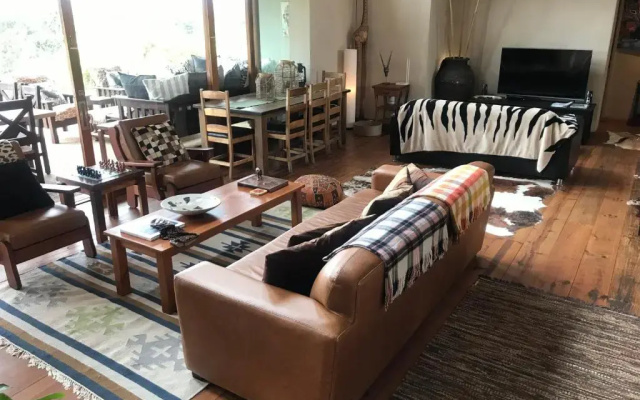 Stanford Heights River House