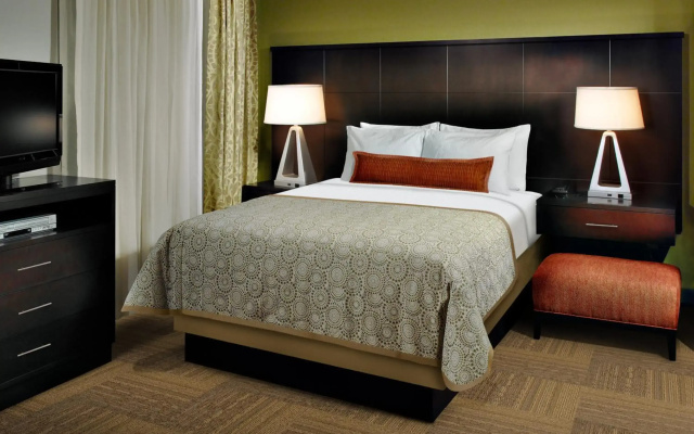 Staybridge Suites Tomball - Spring Area by IHG