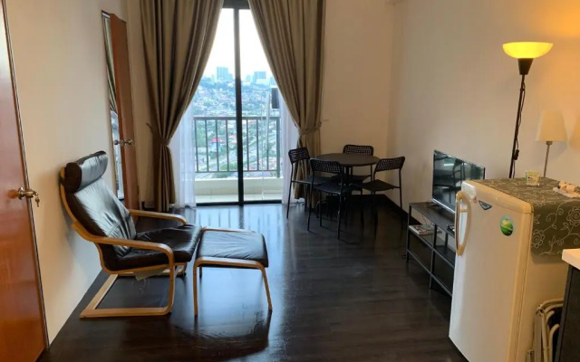 Paul 2 bedroom apartment at 28 Boulavard