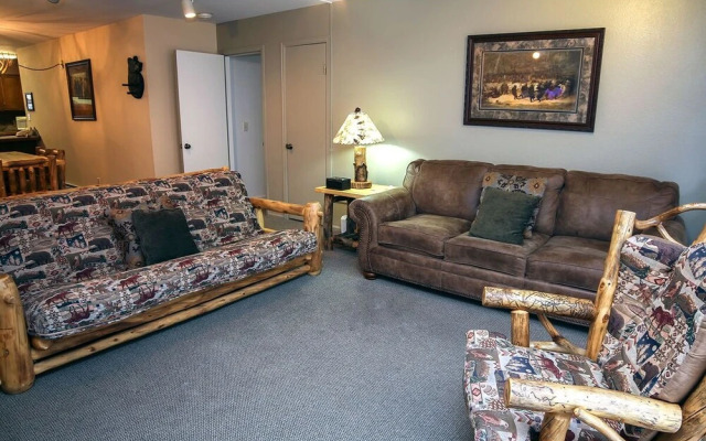 Fawn Valley Inn: 302