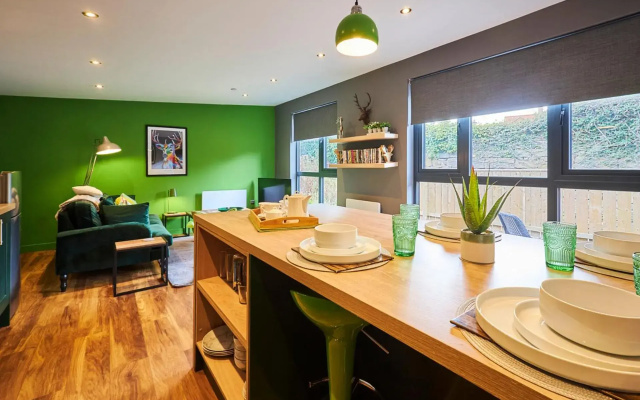 Forest Green Lodge at No35
