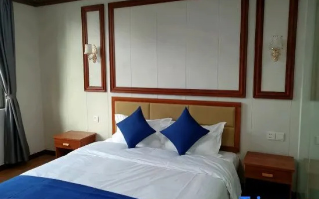 Luofushan RenZhen Apartment