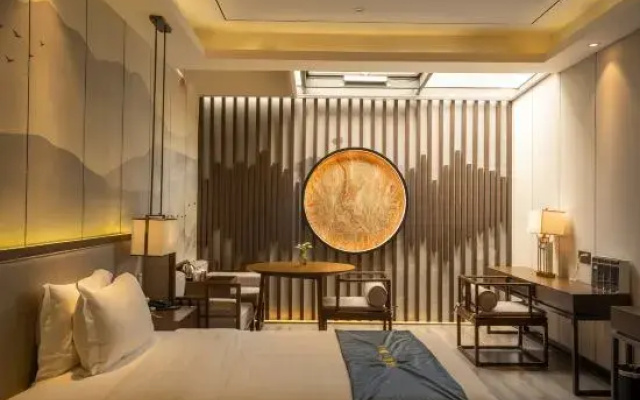 Mingyue Hotel
