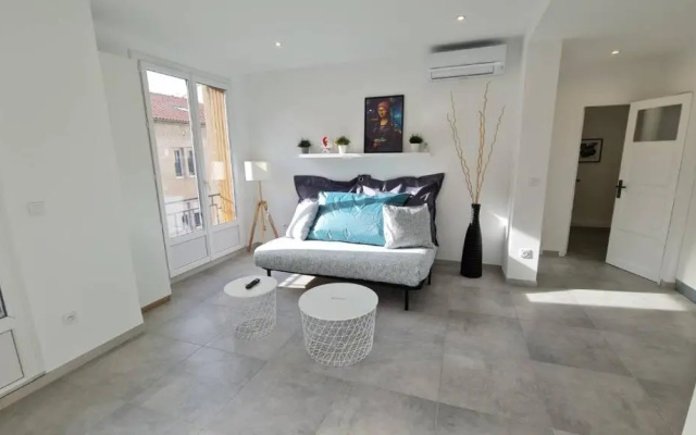 Maxbnb - T2 Balcon 50m2 - Climatise - Ouest -