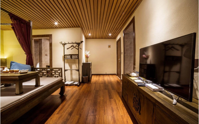 Blossom Dynasty Inn