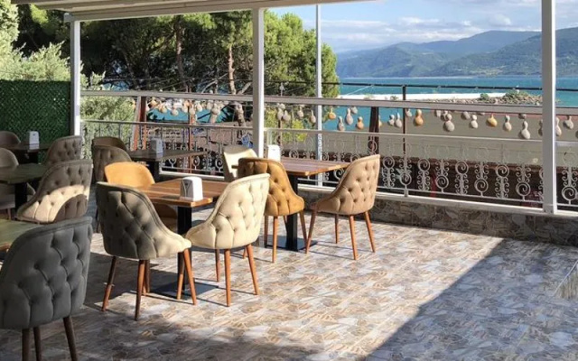 Serapis Otel
