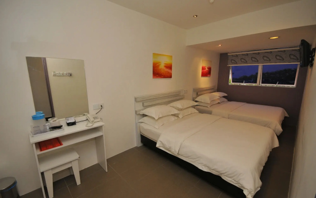 M Design Hotel at Pandan Indah