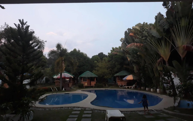 Shane Beach Resort