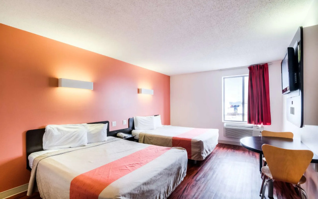 Motel 6 Chicago South Lansing 4808