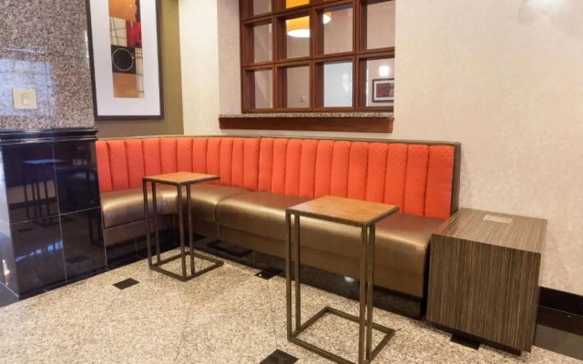 Drury Inn & Suites Dayton North